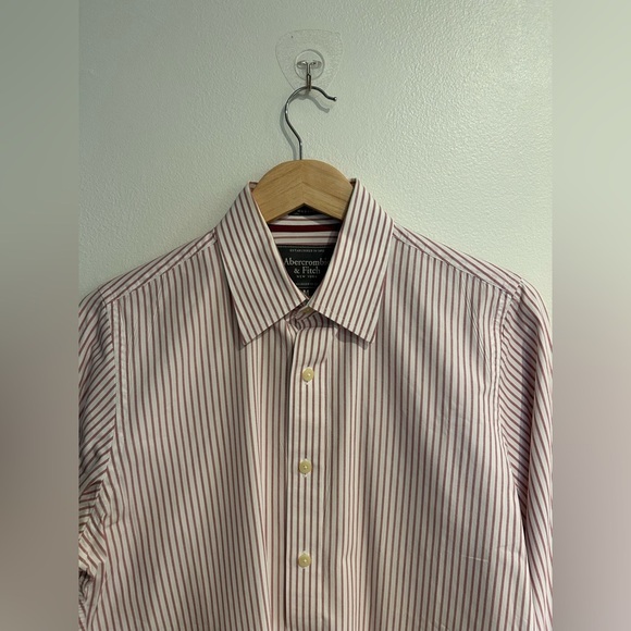 Abercrombie & Fitch Men’s stripped button down dress shirt size M - Picture 5 of 5